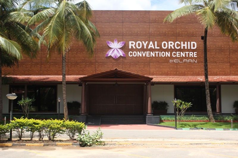 Royal Orchid Resort&centro de convenciones Bangalore Exterior foto